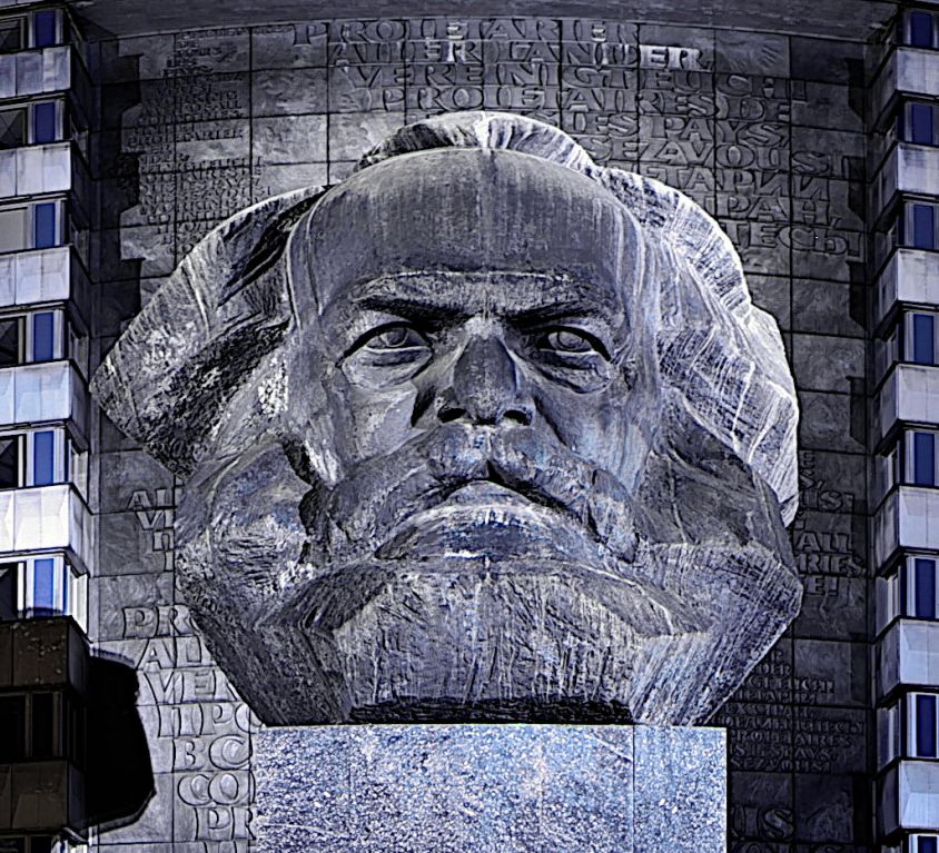 Karl-Marx-Monument_in_Chemnitz-wyr